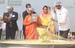 Khichdi enters Guinness Book of World Records! Chefs cook, Ramdev adds the ’tadka’